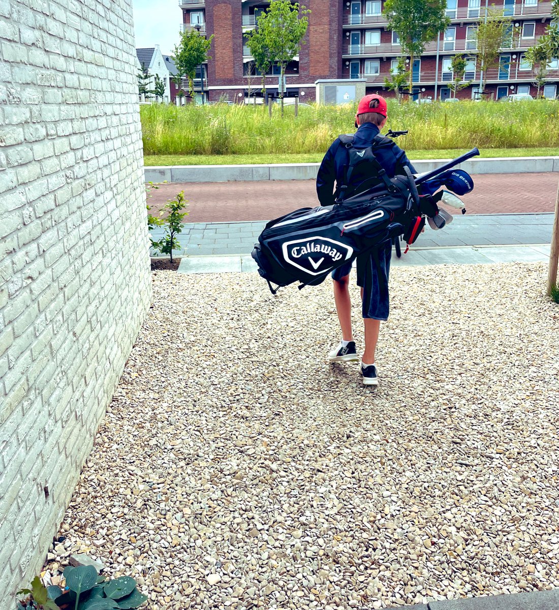 13 yo en al je vrije uurtjes op de 🚲 naar de baan om te oefenen. 
Er is nog hoop voor #NL golf ⛳️ 
<a href="/loutergolf/">gerard louter</a> <a href="/pjkampie/">Pieter-Jan</a> <a href="/Golfnl/">GOLF.NL ⛳️</a> <a href="/GolfersMagazine/">golfersmagazine</a> <a href="/GolfclubHoutrak/">Golfclub Houtrak</a>