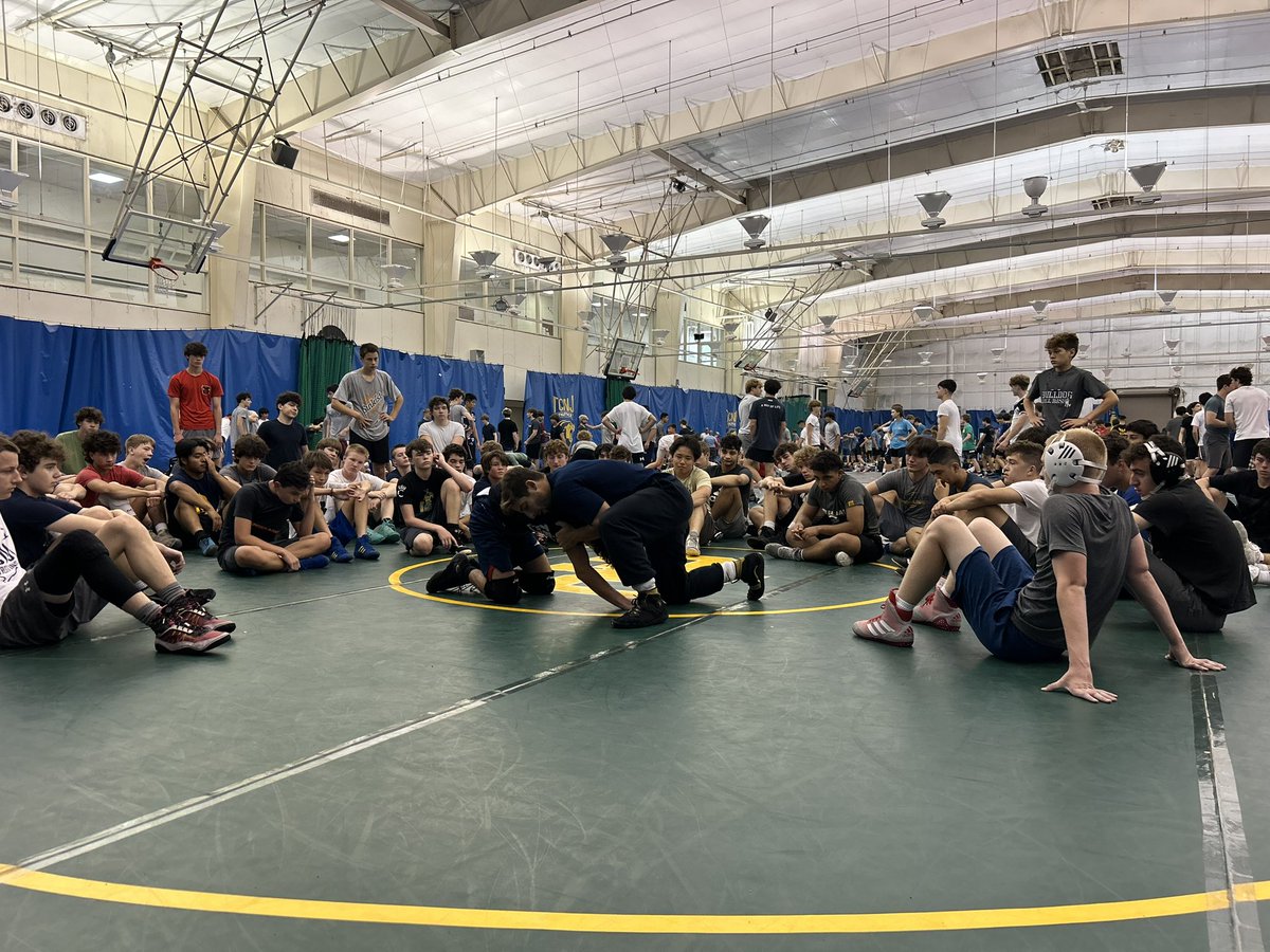 Starting day 3 off with technique followed by 5 matches the rest of the day! #hawkswrestling