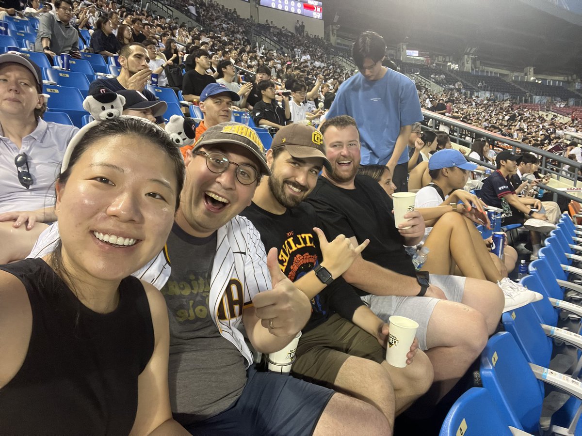 Found the only other padres fans at the Doosan bears game. And the 4-1 loss felt just like home!
