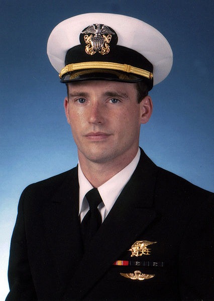 ArlingtonNatl's tweet image. On June 28, 2005, @USNavy Lt. Michael P. Murphy died during Operation Red Wings when he exposed himself to get signal for his sat phone to relay his team's situation. He was awarded the Medal of Honor. 

Lt. Murphy is laid to rest at @NatCemCalverton, one of 155 @VANatCemeteries.