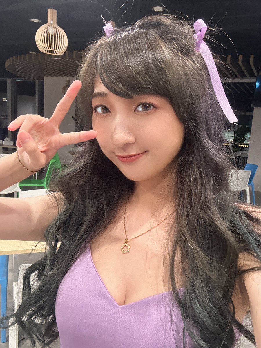 Rabybebe's tweet photo. 就是這麼愛紫色😌 https://t.co/c3r9VsxGHB