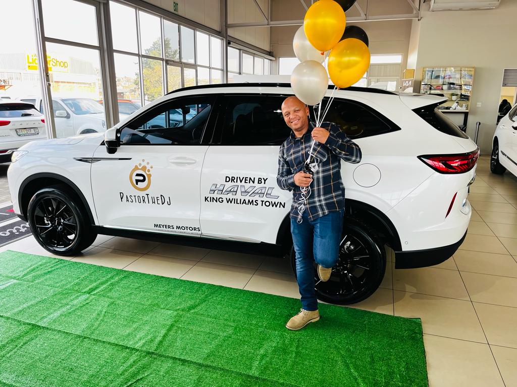 PastortheDJ's tweet photo. Great partnership loaded. Thanks Meyers King William's Town. Haval H6 HEV Review coming up. https://t.co/KPNKjAEOFZ