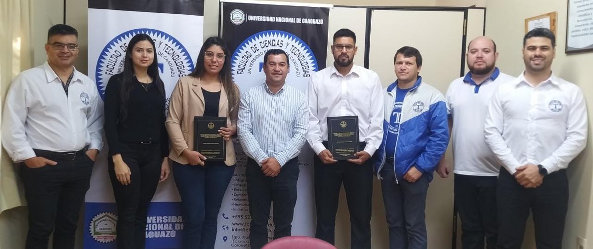 FcytUnca's tweet photo. Los egresados de Ingeniería en Informática Víctor Ibarra y Ana Pachigua ponen a disposición de la institución su software para generacion y control de POA para instituciones públicas con miras a implementarlo en la facultad y más adelante en otras instituciones interesadas. 👌👌 https://t.co/EvCM3qOjrP