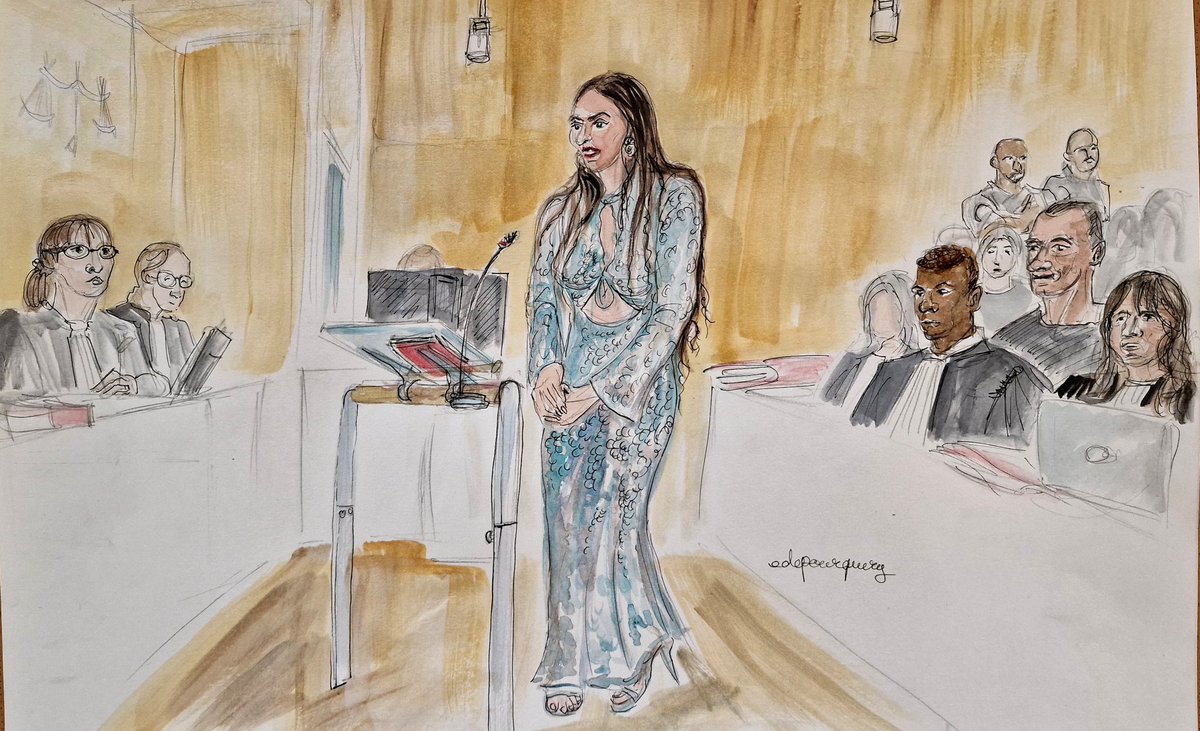 PourqueDe's tweet photo. #Procès #Griveaux #PiotrLavlenski et #AlexandradeTaddeo en robe paillettée sirène au #tribunal #correctionnelle #justice #performance #artist @France2tv @infofrance2 @Francetele @infofrance3 @France3tv https://t.co/rbuQVdaibJ