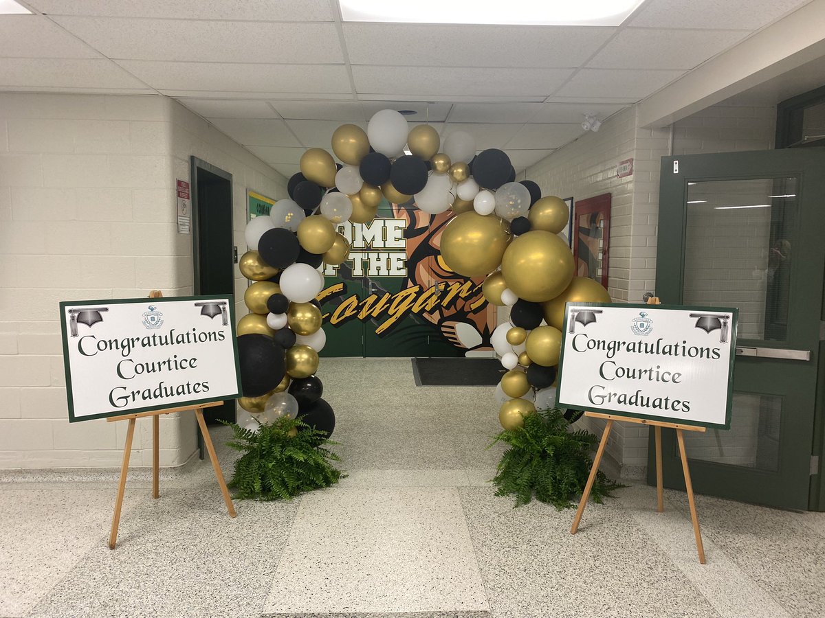 Jen Tomlin tweet media