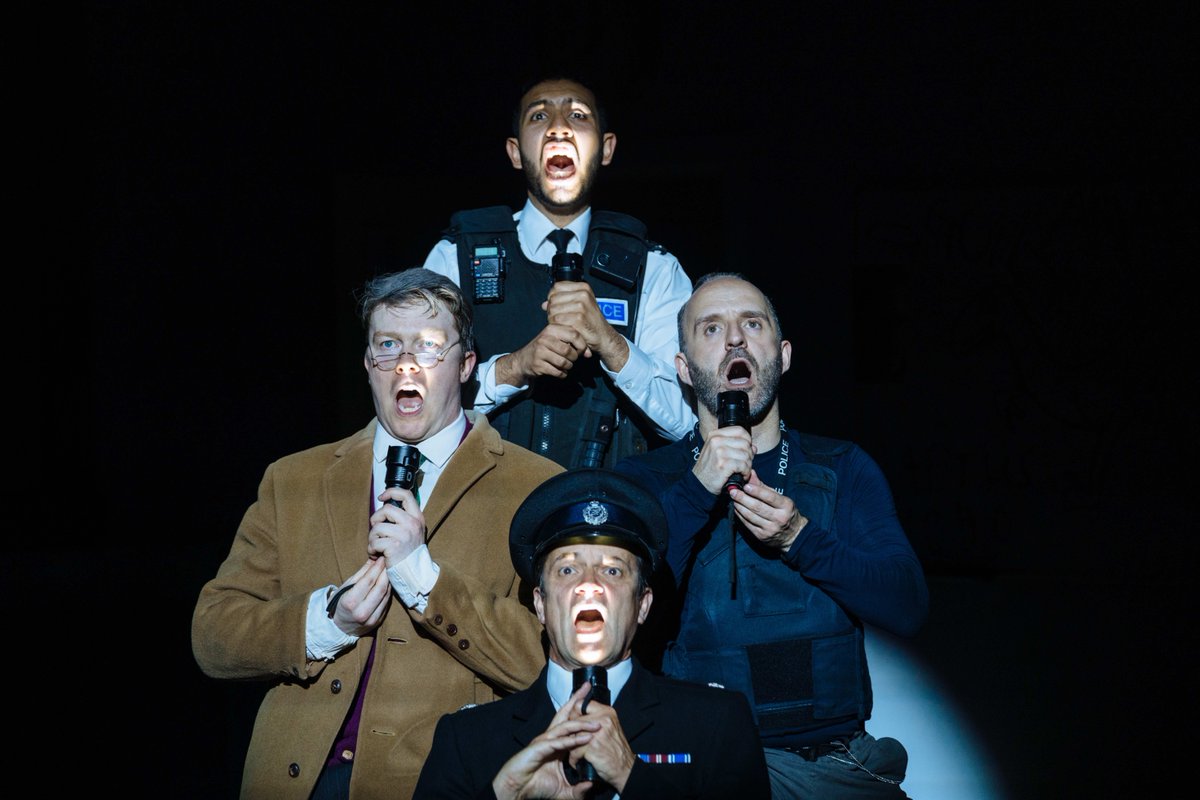 TerriPaddock's tweet image. ‘Verbal punches come thick &amp;amp; fast in a satirical farce aimed squarely at the police’

The pace &amp;amp; energy of Daniel Rigby’s delivery never let up in Accidental Death of An Anarchist at Theatre Royal Haymarket, says @revstan #AnarchistWestEnd ★★★★ 

theatre.revstan.com/2023/06/review…