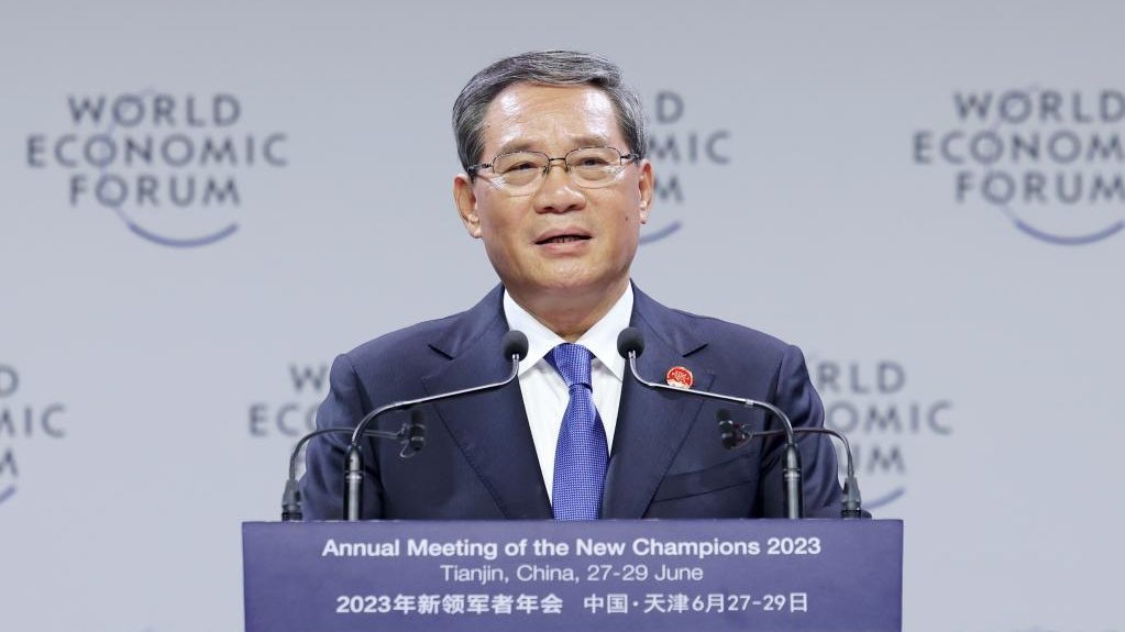 Chinese Premier Li Qiang delivered a speech at 2023 Summer Davos, calling for better communication and exchanges, solidarity and cooperation, openness and globalization, peace and stability. #AMNC23