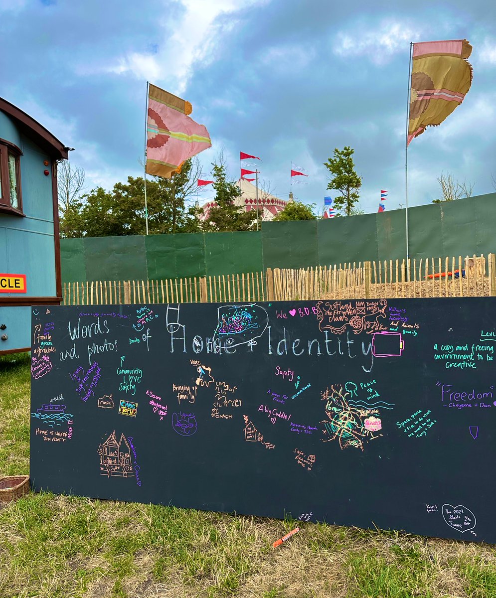 erinthomas2201's tweet photo. Reminiscing the last days of @glastonbury where I visited @atchin_tan the focal point of the Travelling Awareness campaign- it warmed my heart to see and hear things so pertinent to my PhD research in such a fabulous place🎪♥️ https://t.co/Mjvo8E2DO3