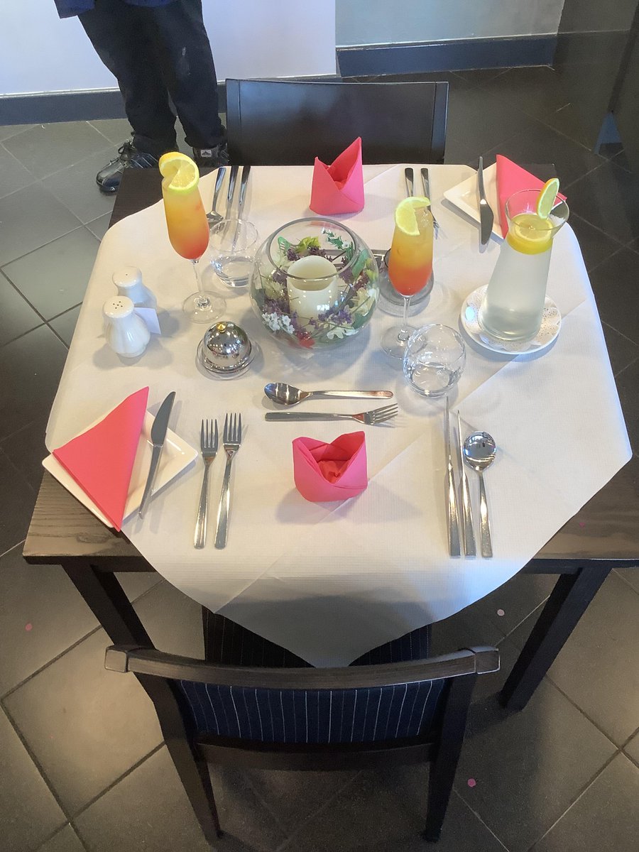 wvrcollege's tweet photo. Congratulations to Warrington &amp; Vale Royal College's hospitality &amp; catering students on their impressive performance in the intercollege competition! From beautifully set tables to creative scone-making, they truly shined. Well done! 

#WVRHospitality #IntercollegeCompetition https://t.co/oLRhcZcMUb