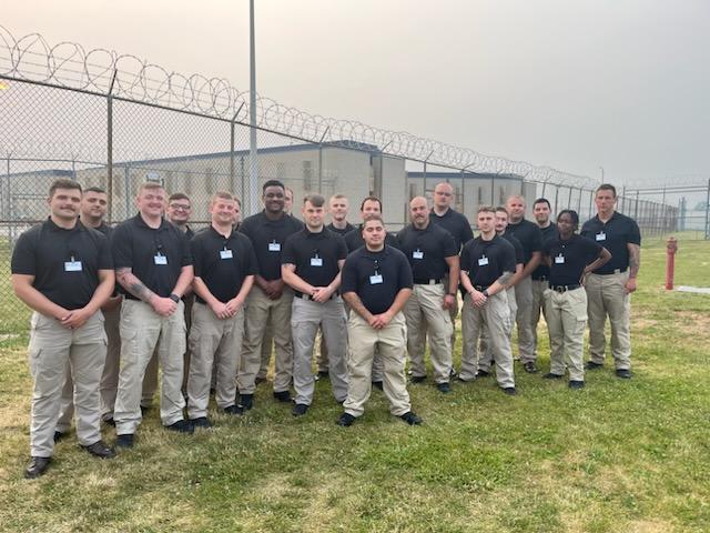 IndianaLawEnfo1's tweet photo. Class 230 visits the
Reception Diagnostic Center (RDC) at Plainfield
Indiana Department of Correction
Plainfield, IN
June 27th, 2023
Photos: Antone Stewart, RDC
#ILEABasicClass230 #IndianaPolice https://t.co/vao6wpyJYF