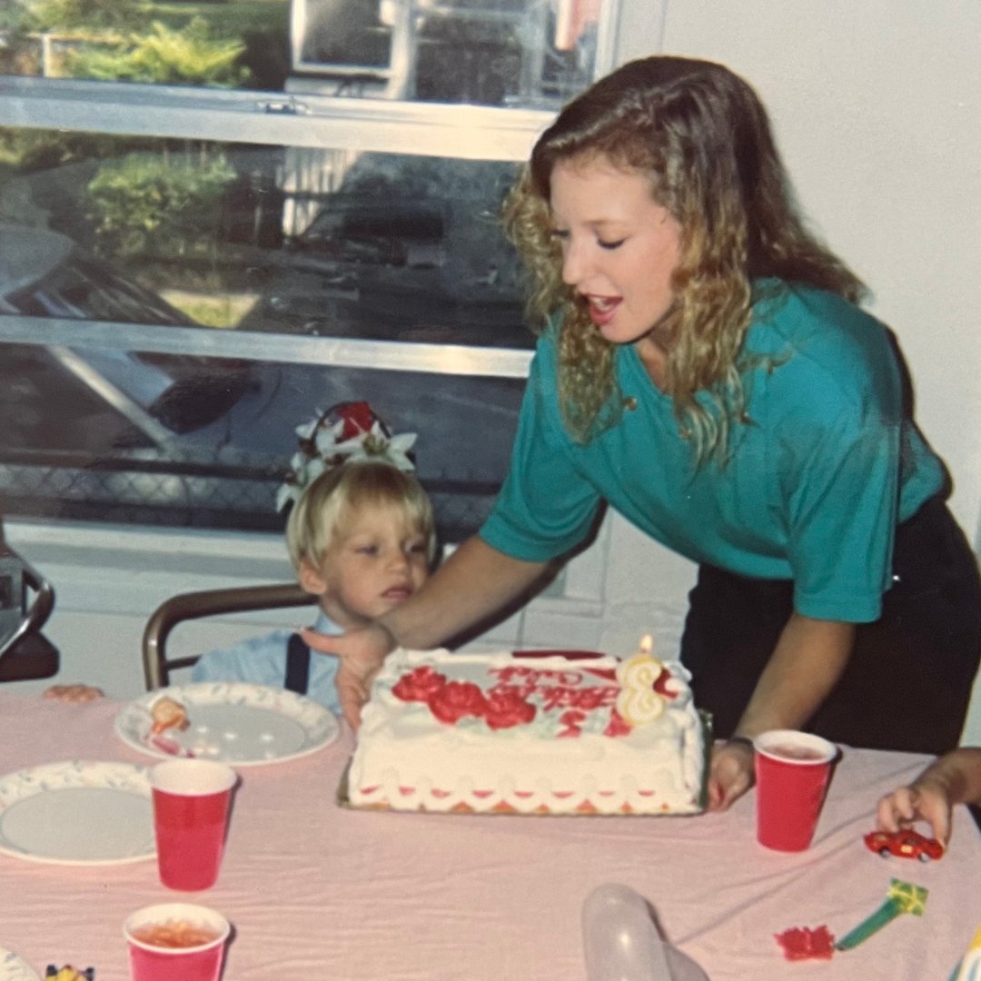 thedeckpodcast_'s tweet photo. Renee McBreen's goal was to provide a good life for her son Caleb. But in 1992, Renee was attacked in her home after hosting his 3rd birthday. Renee’s killer spared Caleb’s life, but their actions took away the person who loved him most. 
Listen now: https://t.co/XZbVKC4BHl https://t.co/ZWa5XUslPM