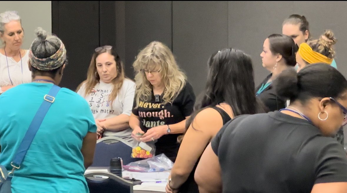 #camt23 Yesterday’s session was full of enthusiastic #math teachers who want to think #outsidethebox &amp; bring in the living curriculum of #hydroponics Sign up on Hydro4Food.com for TEKS aligned activities. #happyhydroponics @CAMT_online