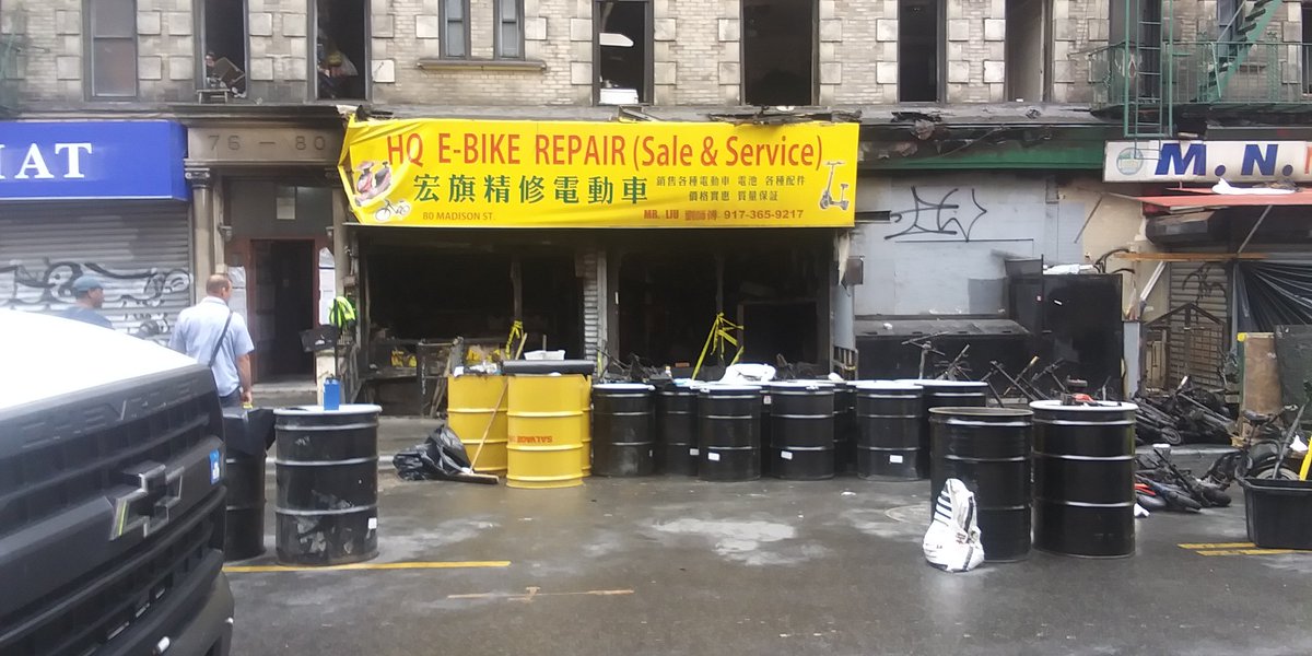 ImpunityCity's tweet photo. #ImpunityCity exclusive
Return to ebike massacre on Madison St. in Chinatown https://t.co/hhavsj8i79