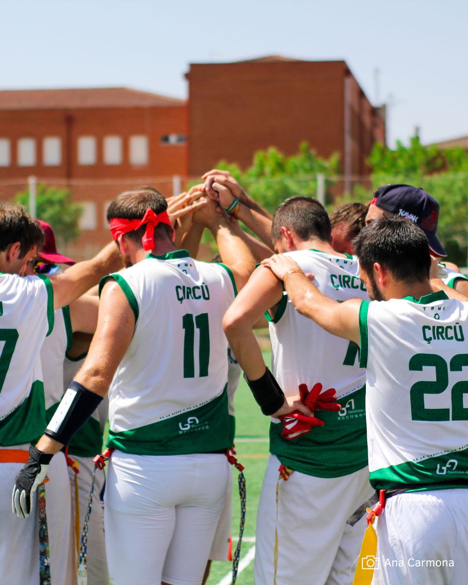 ashisfootball's tweet photo. 🗞 ¡Te traemos la crónica más completa! 📲 https://t.co/r5gv5M7PU2

📝 @VCalle4
📸 Fotografías originales gracias a María Verde &amp; @nosoyperfecta

#ASHisfootball #flag #flagfootball #football #españa #extreflag #extreflagbowl #bowl #extremadura @extremadurafaff #blackstorks https://t.co/aVnNYHvbIE