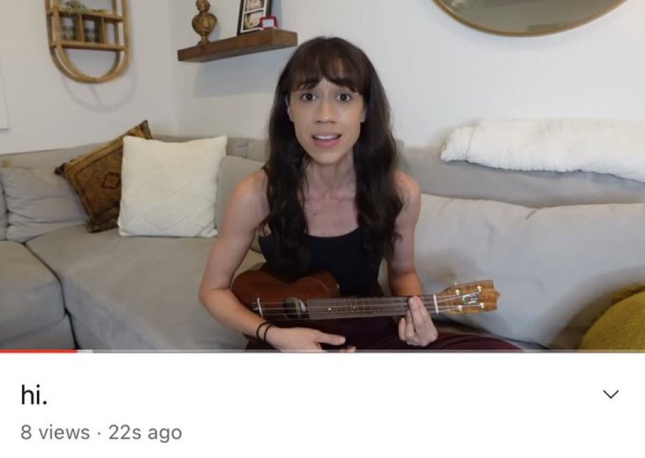 No one:

Colleen Ballinger: let’s make a 10 minute “apology” jingle where I won’t take accountability for anything.

LIKE GIRL BE SO FR RN.