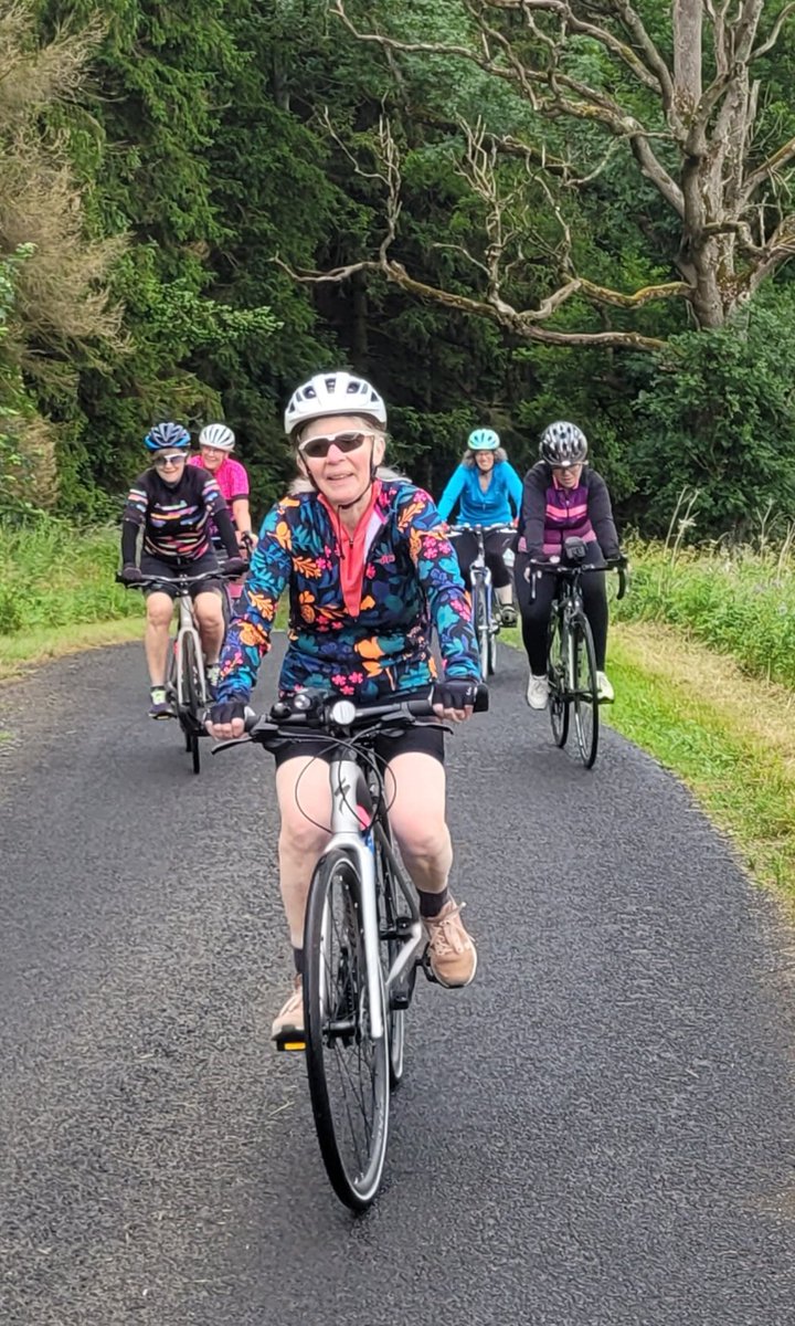 HawickBelles's tweet photo. 2 routes, long and short, 4 leaders and 7  Hawick Belles ventured over the Joogly Bridge tonight. It started out cloudy but we rode home in sunshine and the views were worth the climb over Chapel Hill. N
 🚲💕

#scottishcycling 
#letsride
#lovewhereyoulive https://t.co/OmLOpB27jE