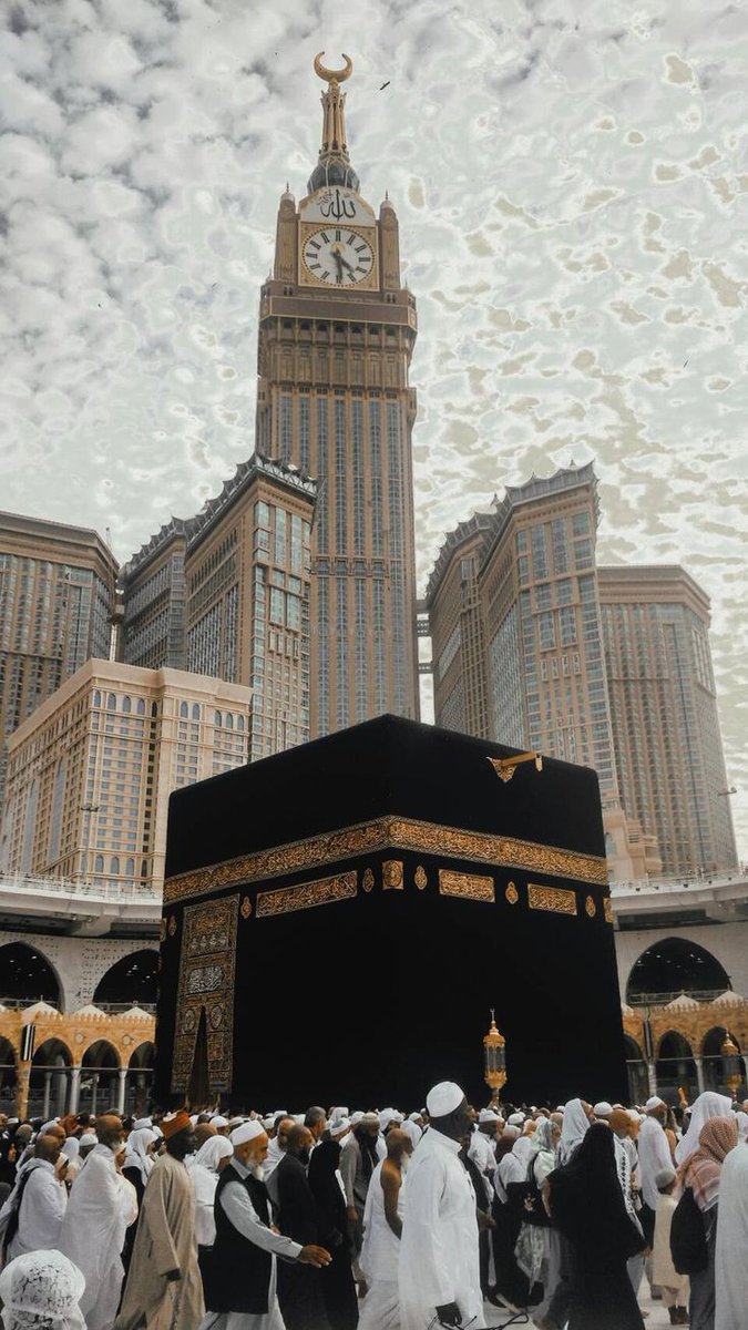 Hajj is the power of unity of Muslims which is necessary these days🕋
#الکعبة_تجمعنا 
#EidAlAdha