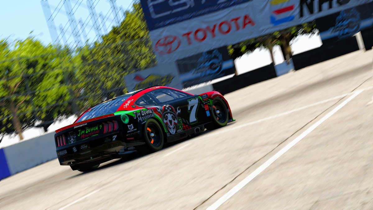 The TEAM® tweet media