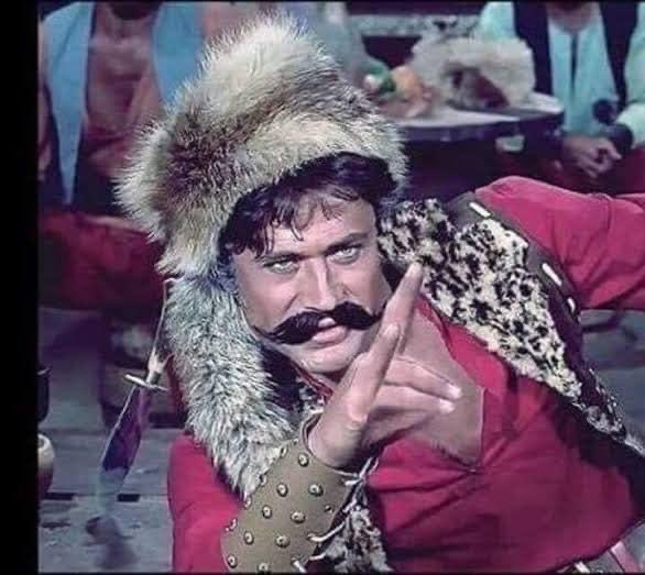 Hepimize ilk tahta kılıcını  kuşandıran adam… 
Ruhun şâd olsun.      <a href="/cuneytarkin/">Cüneyt Arkın</a>