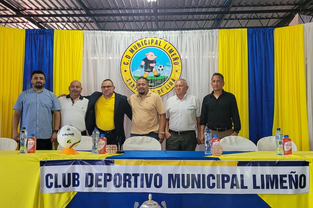 🗣️ | Este día se llevó a cabo la conferencia de prensa donde se oficializó el acuerdo de cesión de categoría, que nos da derecho a participar en el próximo Torneo Apertura 2023. 🔵🟡