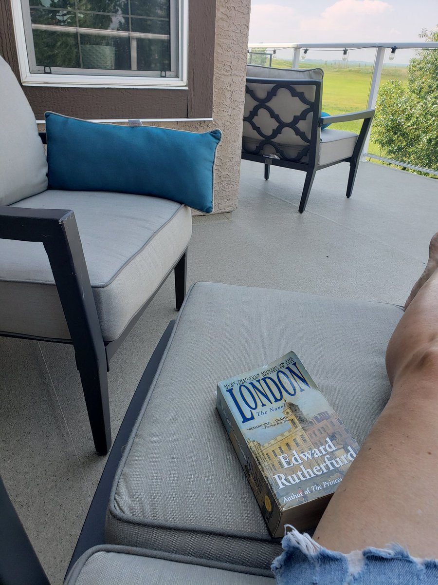 no_idea_'s tweet photo. About 200 pages left. #readingforpleasure #read #reading #SummerReading #books #EdwardRutherfurd #onthedeck #ABsummer https://t.co/OZCvF3w1xz