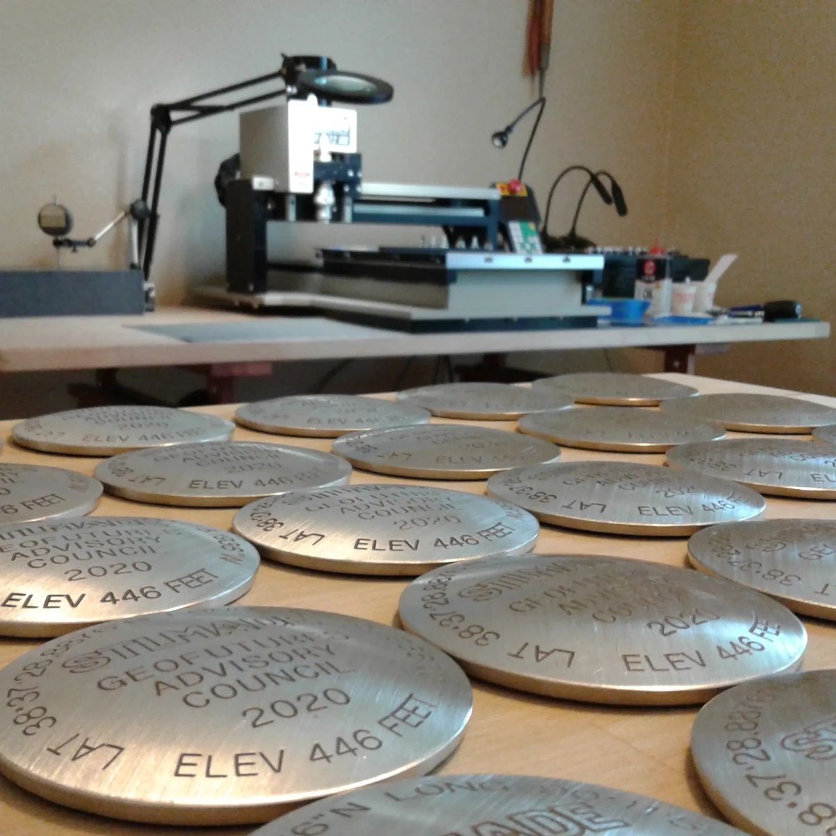 mountainmonkeyc's tweet photo. Celebrating life's triumphs one benchmark at a time. We craft personalized awards that reflect your incredible journey and serve as a reminder of your accomplishments. #CustomGifts #benchmark #customawards #employeeappreciation #retirementgifts #surveyinglife #militarygifts https://t.co/QQzP1ibYqW
