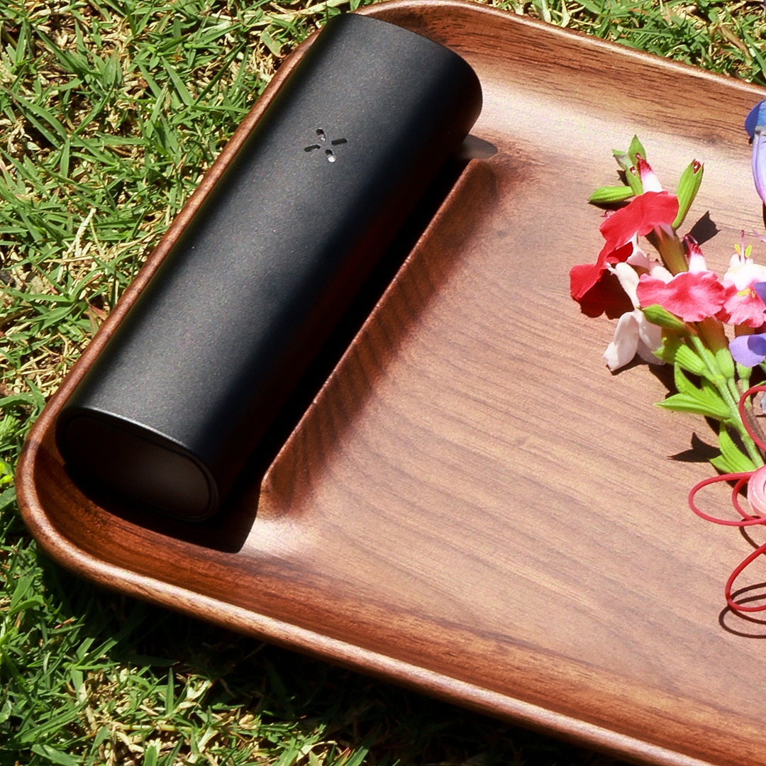 pax_official's tweet photo. Serve up some flower this summer on our new prep tray, available in rich walnut. 

Click here to snag yours: https://t.co/aSjSzviVEp

#PAXLife #PAXPlus #PAXAccessories https://t.co/sSBYb0aFS9