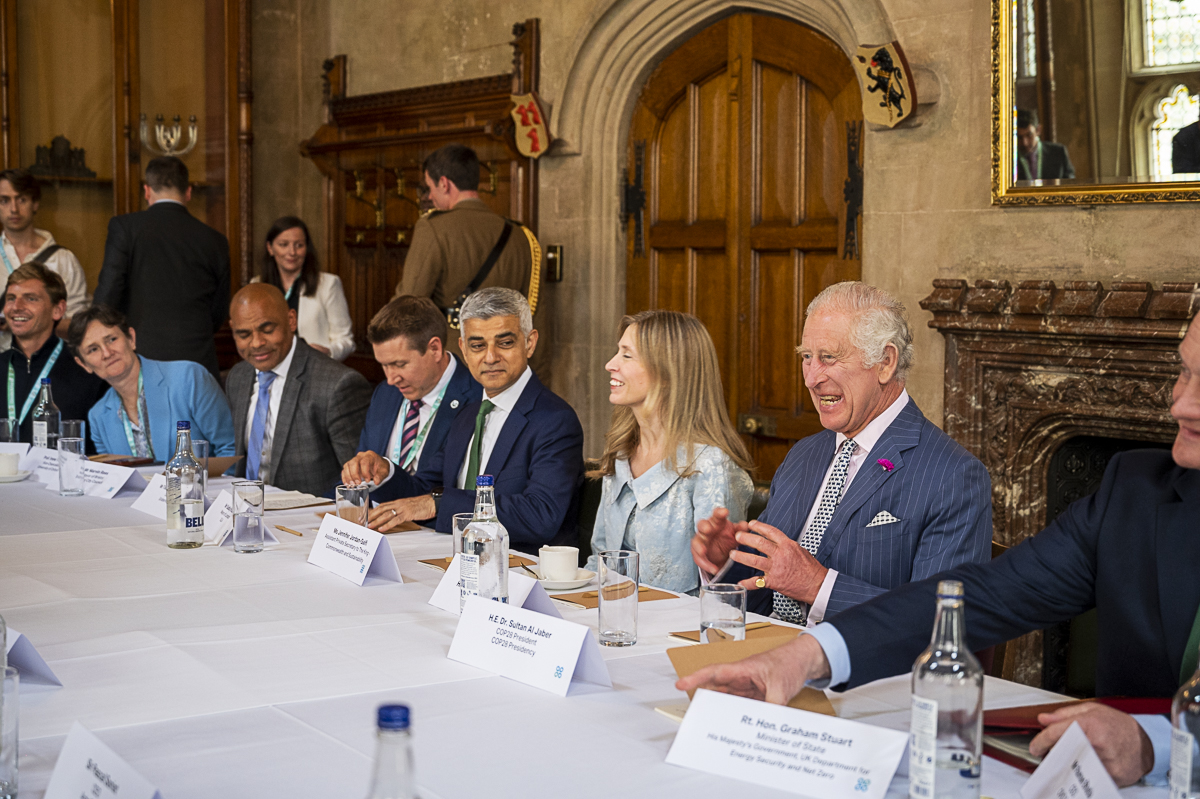 MayorofLondon's tweet image. London Climate Action Week is about harnessing the power of London for global climate action. I was honoured to join His Majesty King Charles III for a roundtable discussion at the Climate Innovation Forum event this afternoon. #LCAW2023