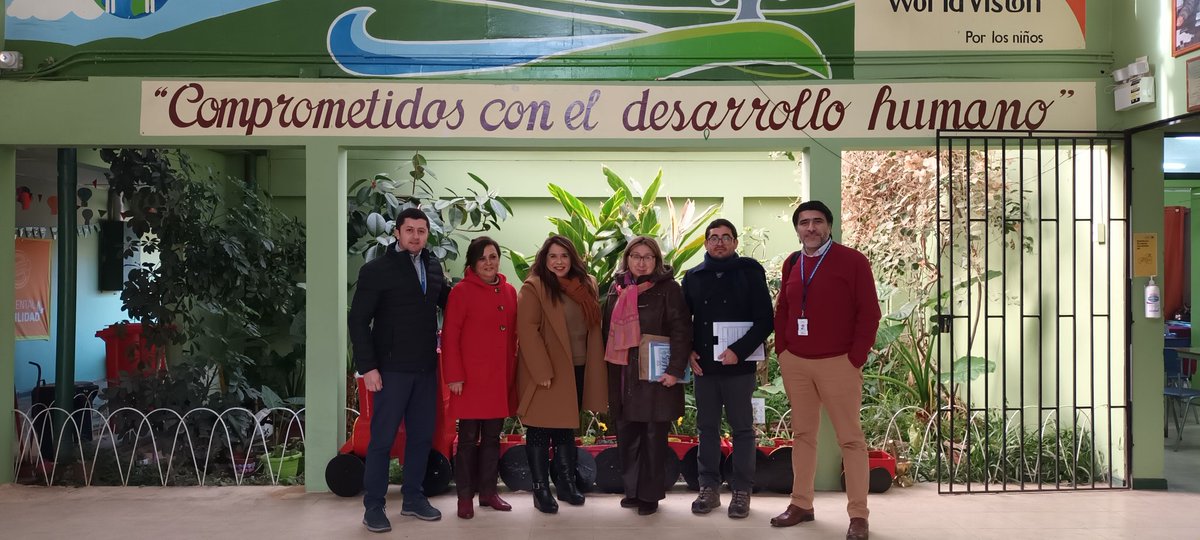 edu_punillac's tweet photo. Comenzamos esta mañana visitando tres establecimientos de #SanCarlos:  Manuel Castillo, Ninquinhue y Monte Blanco, donde estuvimos con comunidades educativas que refuerzan día a día sus sellos educativos para fortalecer la #EducaciónPública https://t.co/lGAPFiqeeo