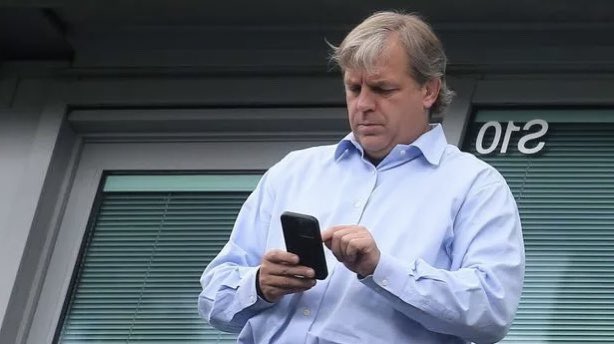 jamesdsmitth's tweet image. “Hello, would you like to sign Malang Sarr?”

“Yes, I would.”