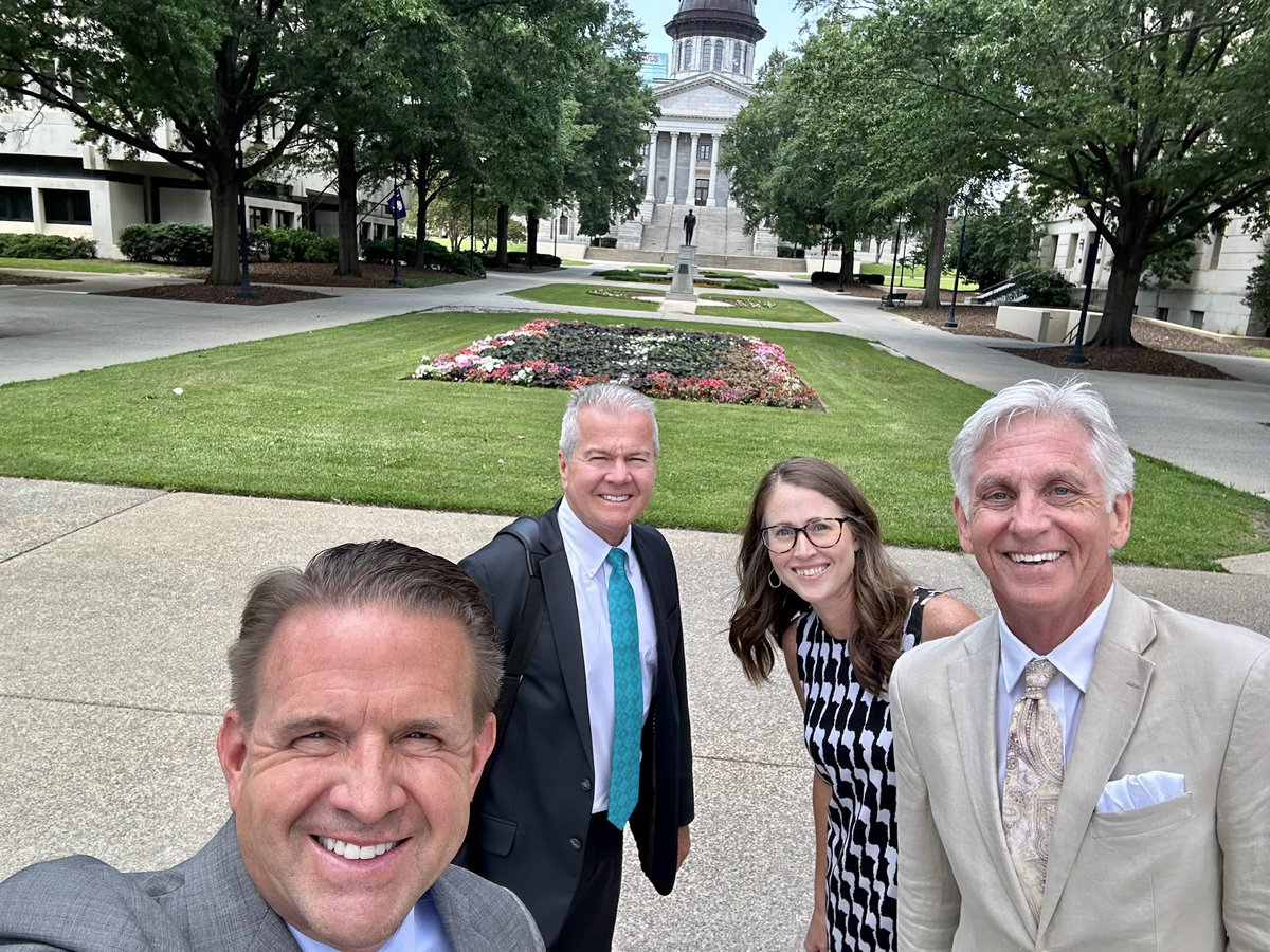 michaeltbenson's tweet photo. A teal-letter day for @ccuchanticleers as the final approval was just secured in Columbia for our new $20 million indoor practice facility

We will break ground this fall on the largest donor-funded project in #CCU history

Thanks to all who supported this vital project #ChantsUp https://t.co/3fAEribOJj