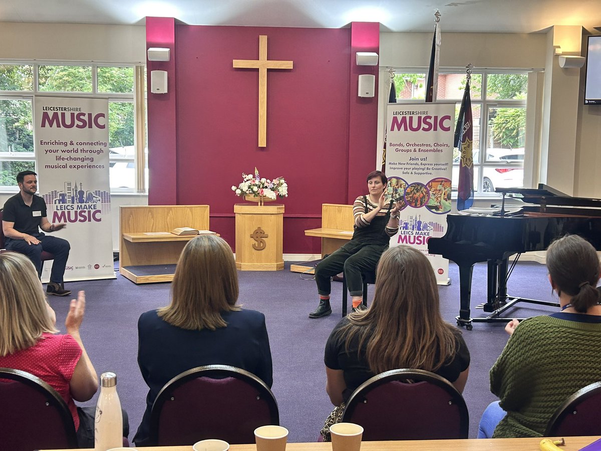 SJagdevPowell's tweet image. Great day today, meeting so many wonderful teachers at the @leicsmakemusic #SecondarySymposium. Great sessions  from Mark Phillips @EnglishCadence, @i_can_compose and Sharon Durrant. What an informative and inspiring day of #CPD!  #MusicEducation #Music #leicsmakemusic