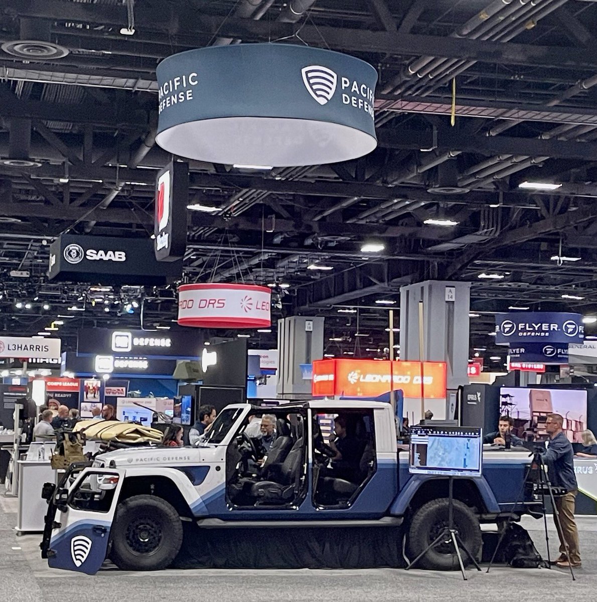 PacDefStrategy's tweet photo. Having a great day two! #MDM23 If you have not come by booth 507 yet, what are you waiting for? #pacdefARES #cmoss https://t.co/zxNLHfQWWi
