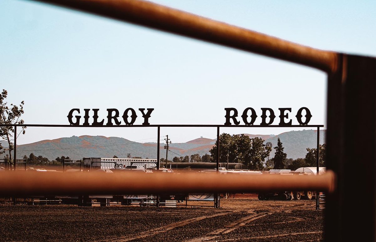 Visit Gilroy tweet media