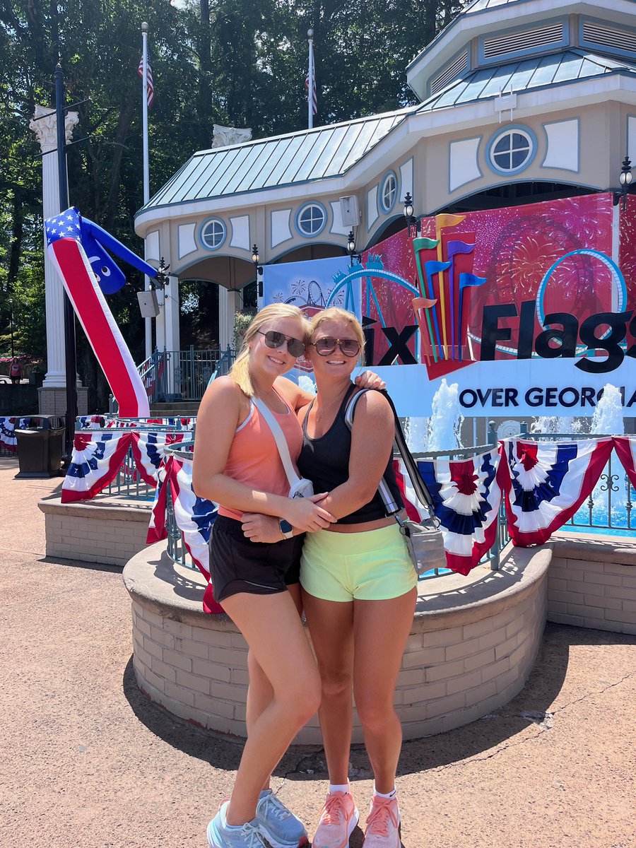 Always a great day at Six Flags over Georgia! 🎢🤪

Check the replies to see how we handled Dare Devil… 😳🦅

#StayCocky