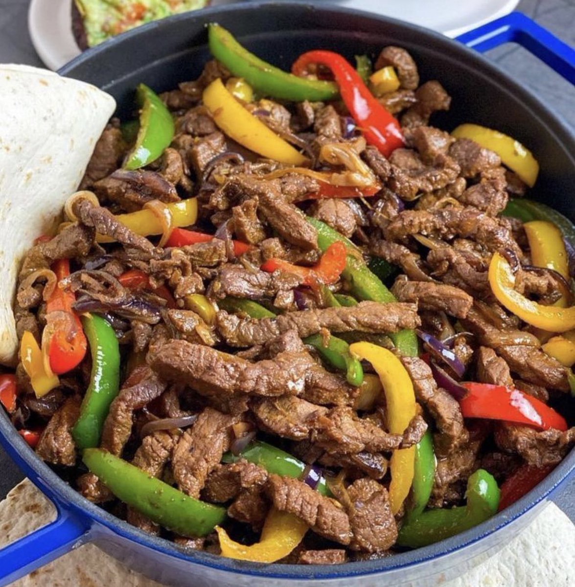 ثريد |

عشاق ( كبده العيد ❤️😍  ) وصفات وخيارت لفطور  لذيذ  🥩🥫🍅🍴🧂