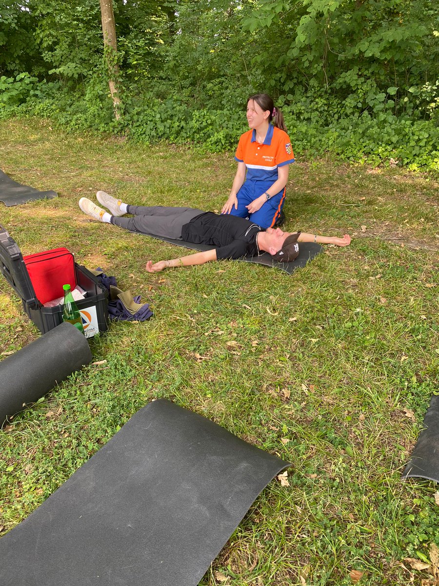 PASCALE40906816's tweet photo. 3ème événement dans le cadre du partenariat # Harmonie Mutuelle Territoire Touraine et l'association # DayTourSport 
" Initiation aux gestes qui sauvent "
Une journée riche en échange et en partage dans un cadre magnifique, le Château de la Bourdaisiere https://t.co/YksoIGadVf