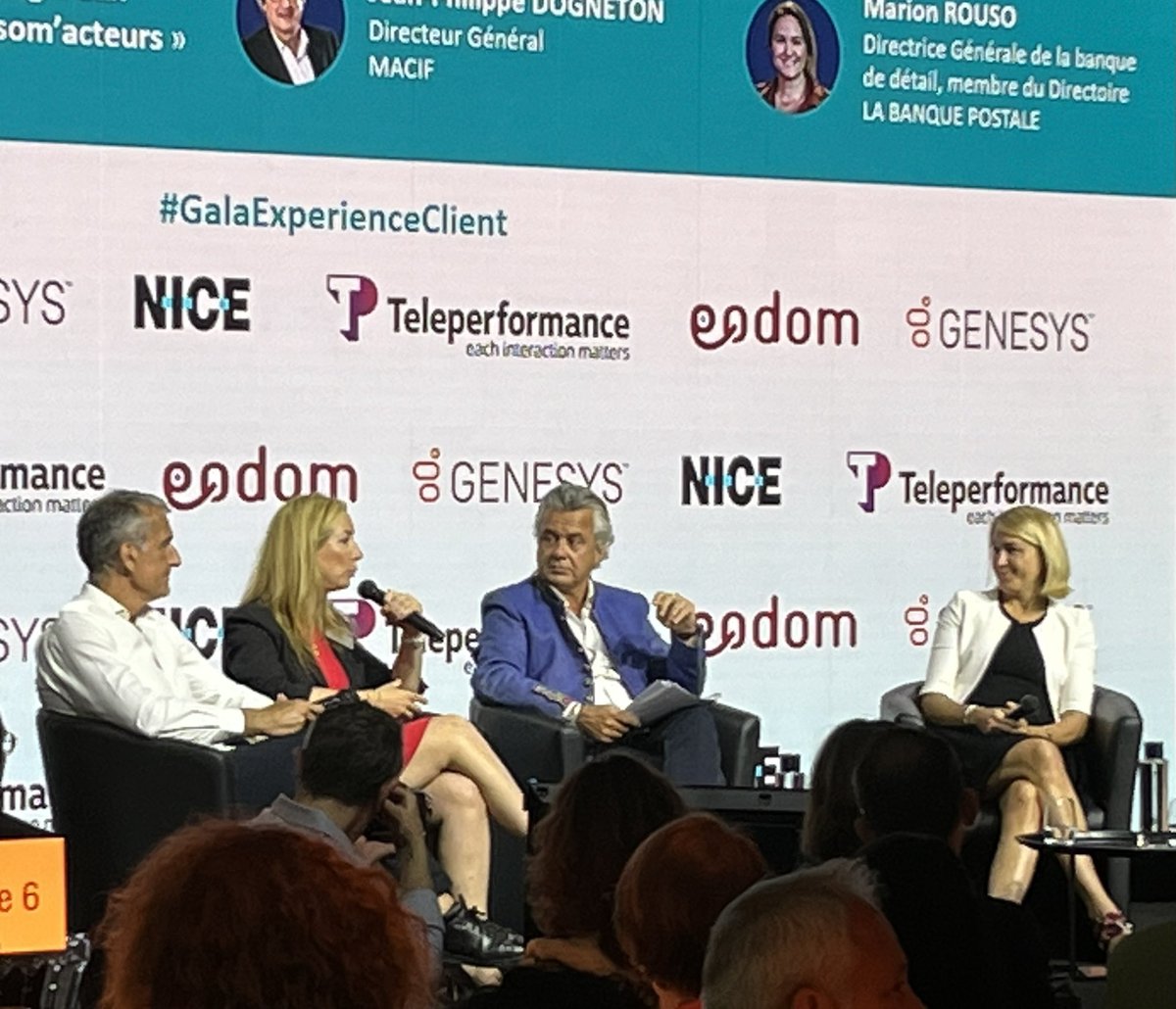 OdigoFr's tweet image. 🎤Un grand bravo aux animateurs de la table ronde du #GalaExperienceClient.
#AgnèsChiroux de chez @SNCFVoyageurs, #JeanPhillippeDogneton de chez @MacifAssurances, #XavierHua de chez @_IDCommerce_ et @MarionRouso  de chez @LaBanquePostale 

@Agora_Managers