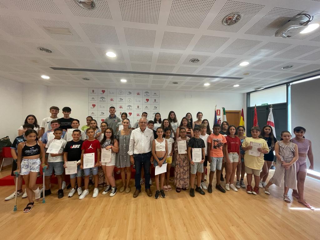 Hoy hemos celebrado nuestra Reunión Ordinaria, y hemos tenido la oportunidad de darle la bienvenida a todos nuestros/as nuevos/as consejeros/as elegidos mediante elecciones. Enhorabuena chicos/as. Nos vemos en septiembre!!