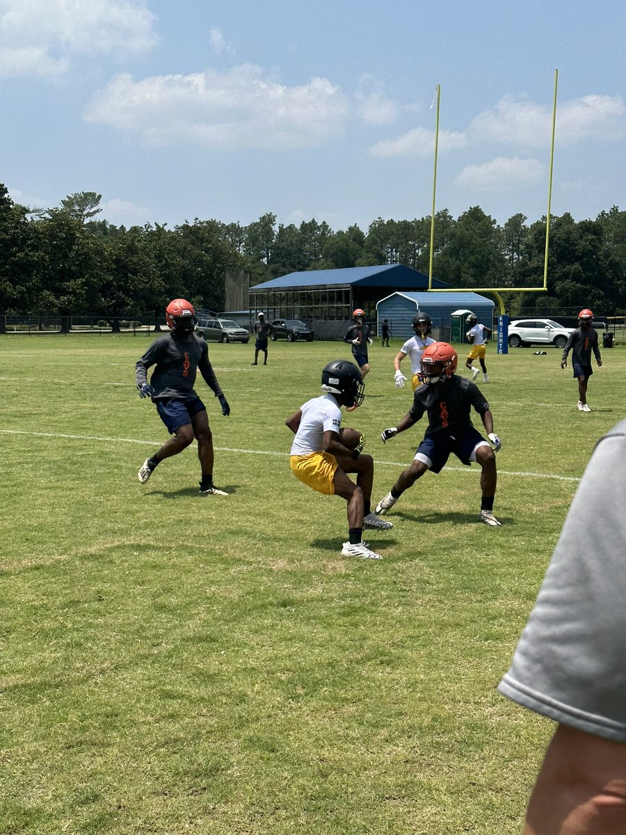 MCFootballPack's tweet photo. Great day competing at the BEAST OF THE SANDHILLS put on by @SAUKnights!

ALL IN COMPETE

#ELITE #ONEPACKONEGOAL https://t.co/DHh3q12ivT