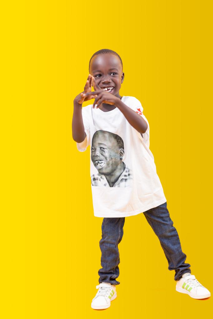 Efua_ampofoa's tweet photo. Can you recognize this lil boy?  👀 Well, if you can’t this is Albert. . 

Support him by getting one of his t-shirts. Thank you. 

T-shirts link or number 0555698164

https://t.co/lF9X3wJOar https://t.co/1g74EpWONb