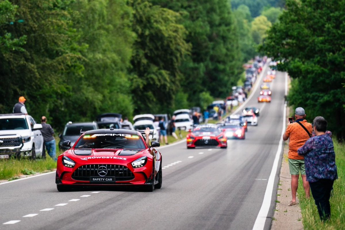 CrowdStrikeRcng's tweet photo. A classic @24HoursofSpa event: the racecar parade! And we had a special guest to accompany the Mercedes-AMG GT3 and Lamborghini... the Official FIA F1 Safety Car®! 

#crowdstrikeracing #SPA24H #crowdstrike #crowdstrike24hoursofspa https://t.co/4ysYm5ABln