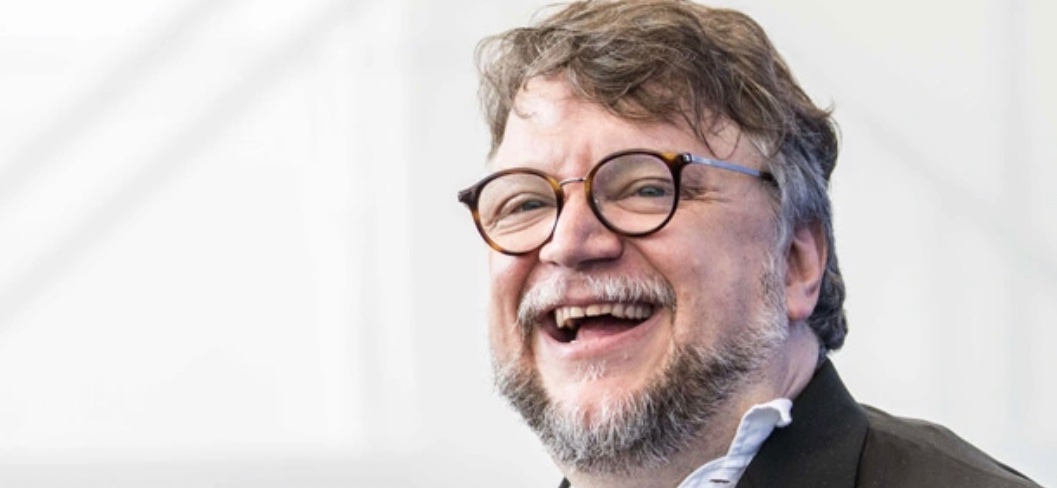 worldofreel's tweet photo. Despite his heavy workload, GUILLERMO DEL TORO still finds the time to watch “three movies a day” —

“If you see all ‘All About Eve’ when you’re 15, and you see ‘All About Eve’ when you’re 40, you see two entirely different movies.”

https://t.co/nNxg8QGH76 https://t.co/2EiPwKbz6q
