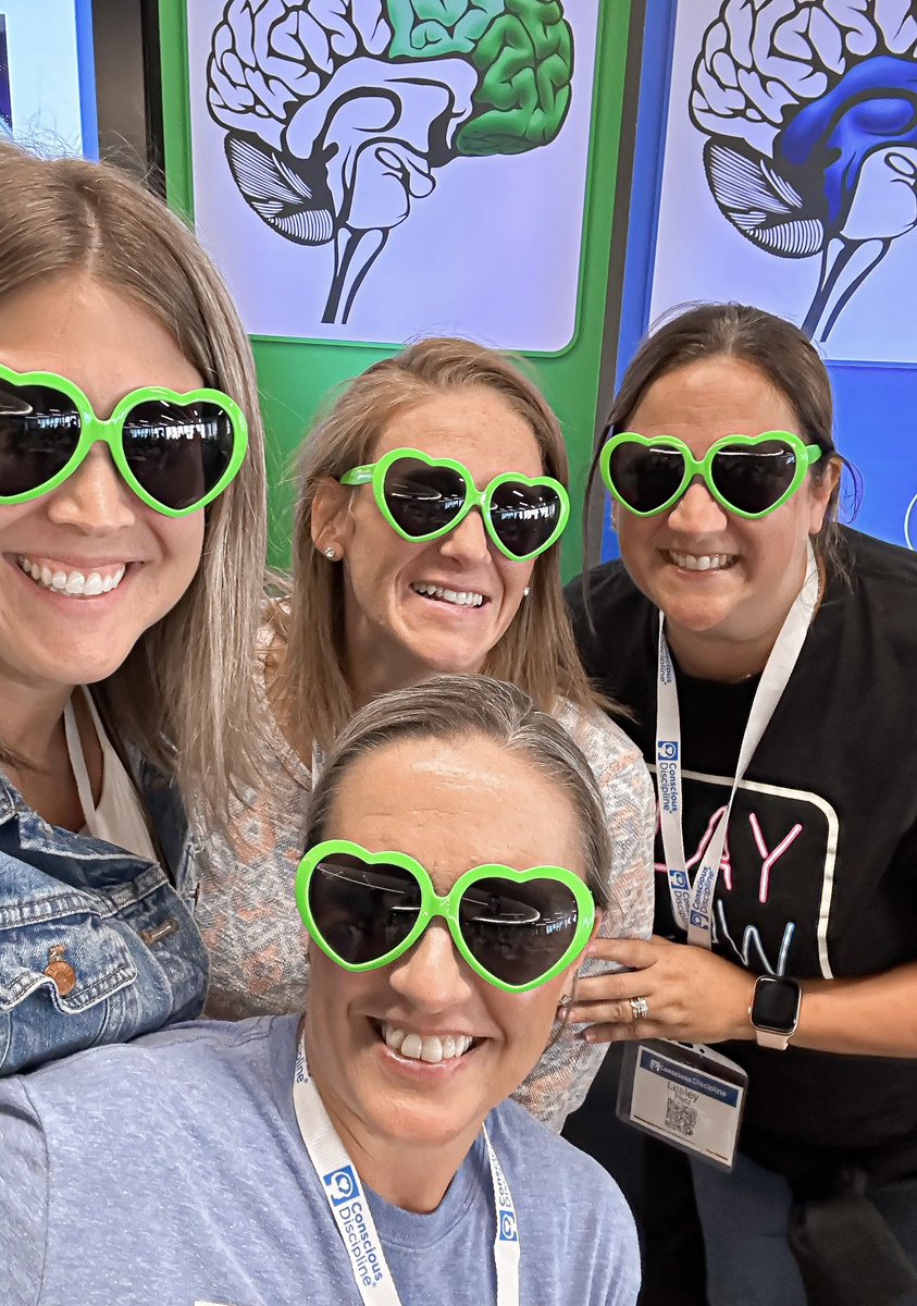 Early Childhood CD 💿 Crew! Beyond thankful for this talented team. <a href="/NKCEarlyed/">NKC Schools Early Education</a> #GrowingTogether 🌱🧠🦋