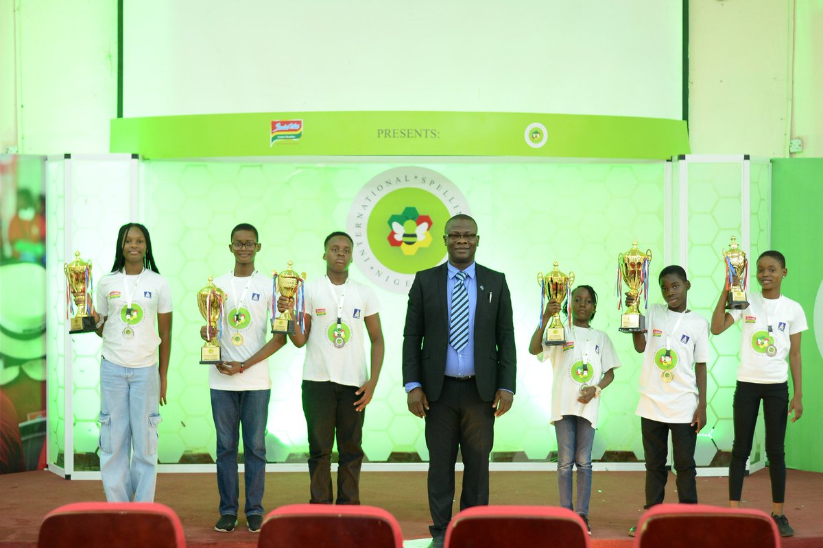ispellingbeenig's tweet photo. Say Hello to the National Champions of International Spelling Bee Nigeria competition 2023🏆🐝

The winners would be representing Nigeria at Intercontinental Spelling Bee Competition (ICSB), Dubai, UAE.

Congratulations🎉

#Champions #Finalists #SpellingBee9ja #Abuja2023 #ICSB https://t.co/xV44kS7XgO