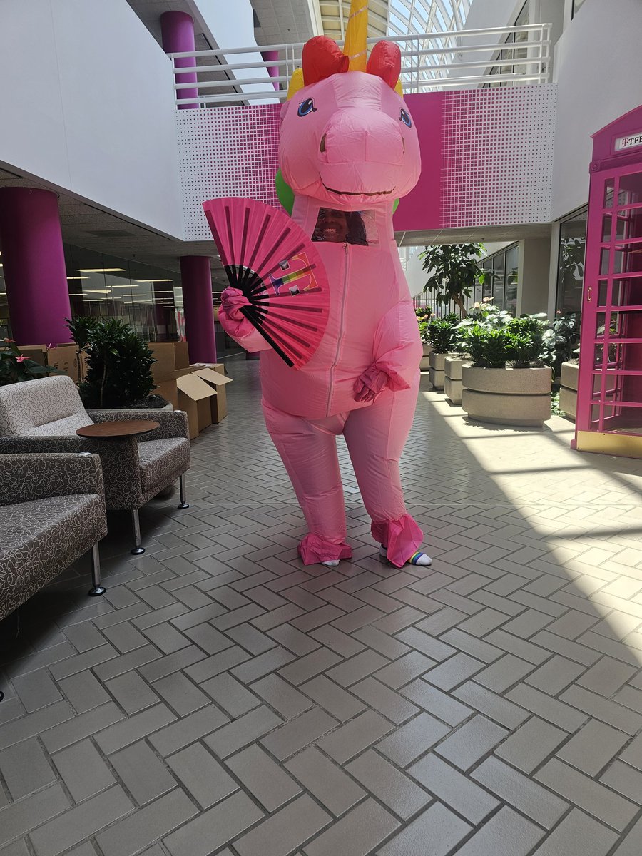 BlueLove_1920's tweet photo. Reason #16,387 why I love my job: Me after our inter-office PRIDE parade this afternoon #MyJobIsBetterThanYours #ILoveMyJob #TMobileRocks #StrongerTogether #BeYou https://t.co/AHQYqTEi2a