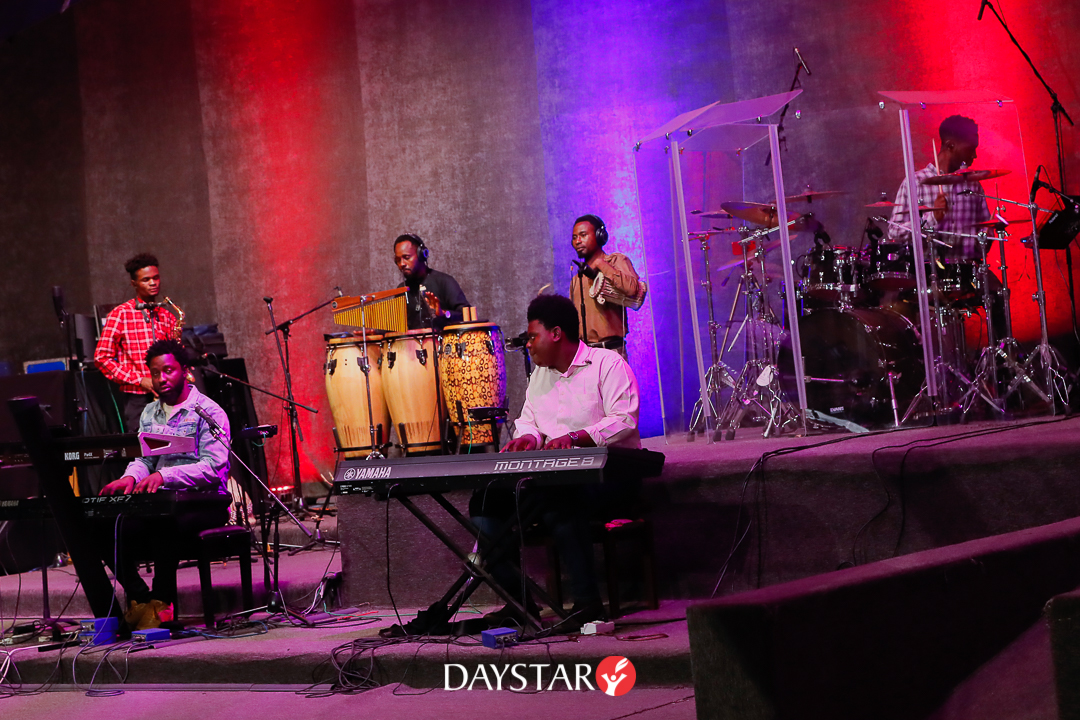 DaystarNG's tweet photo. Midweek service tonight was spirit-lifting.
The worship, prayers, praise songs, testimony, and the sermon were all inspiring.
Catch-up with the service again on our Youtube channel. #linkinbio
#UltimateResurrection https://t.co/uZCqaS1PWL