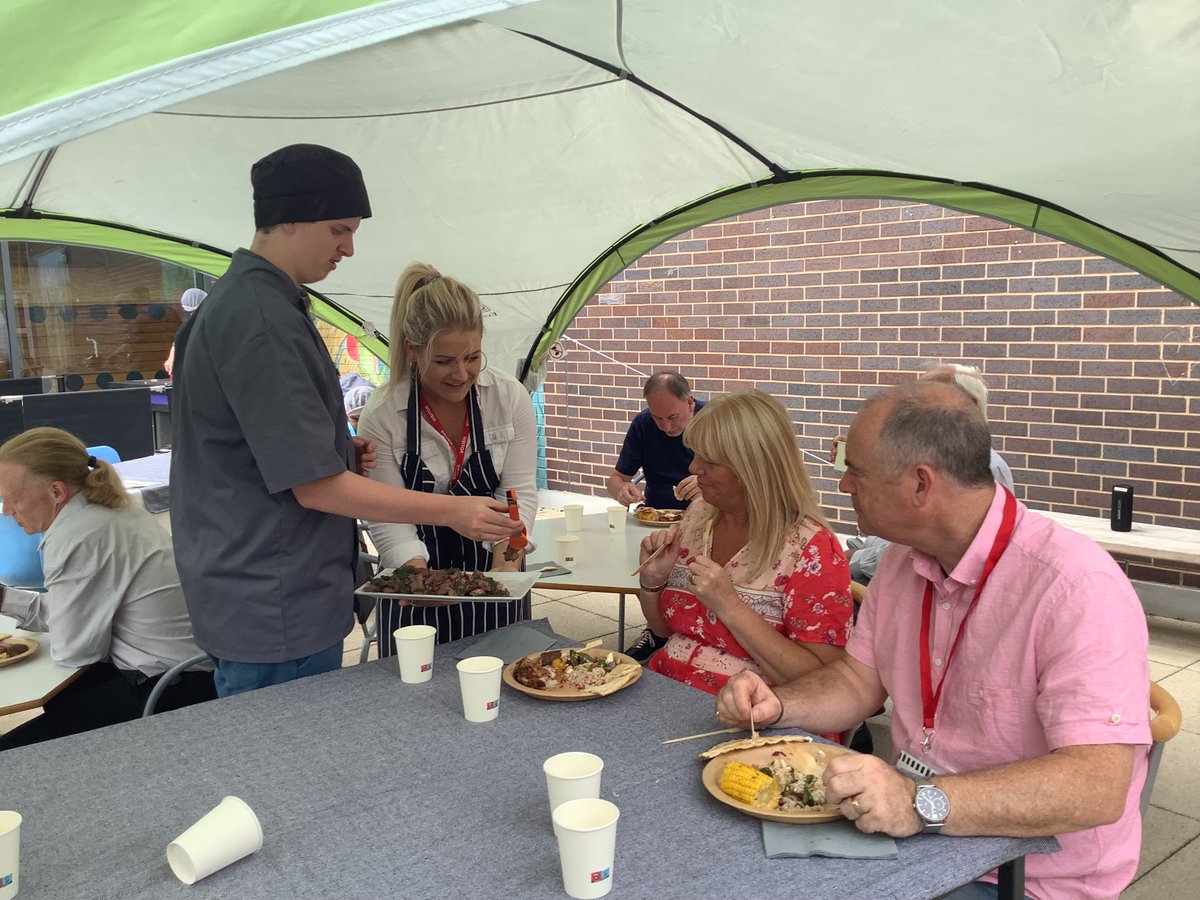 Ganton_Hull's tweet photo. Our friends @TheDeepHull enjoyed their lunch today we are incredibly excited to welcome them into our ‘Chefs in School’ project. They join @DoubleTree hull and @CranswickPlc. We are so excited by what we can achieve together. https://t.co/KALYYn8K5U
