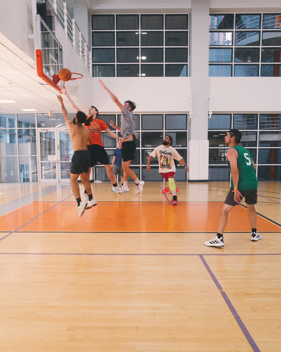 DeAthletics tweet media