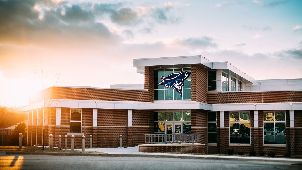 TheAthBrandCo's tweet photo. The staying power of strategic facility branding and not confirming to trends is proven by this athletic building for one of the nations leading JUCOs. After 7 years and a handful of Nattys, this haven for both Reivers’ Football and Wrestling is still top of its class. 

#SailsUp https://t.co/33mu09SoE4